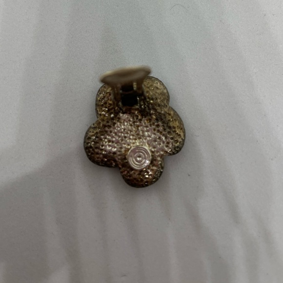 In-Vest-Ments Clío earrings, NWT - Picture 2 of 3